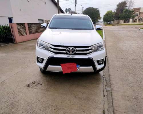 Hilux SRX 4X4 AT 2016