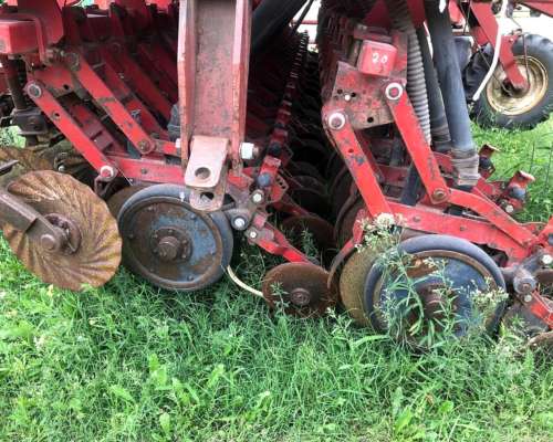 Sembradora Pionera 40 Lineas a 17,5 CM. Precio Bonificado