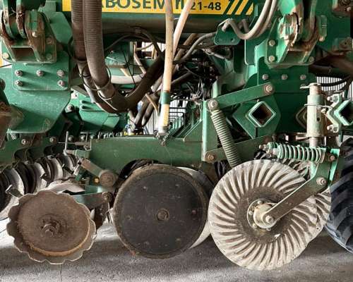 Sembradora Pierobon Turbosem II de 54 a 21 cm