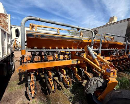 Sembradora Agrometal TX Mega 16 A52 Variable