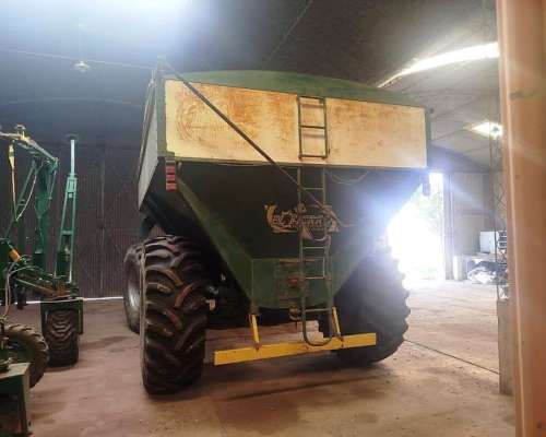 Tolva Auto Descargable el Fierro 20/22 TN