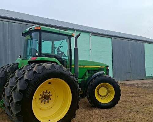 Tractor John Deere 8300 Americano año 1996/7 13.000hs.reales