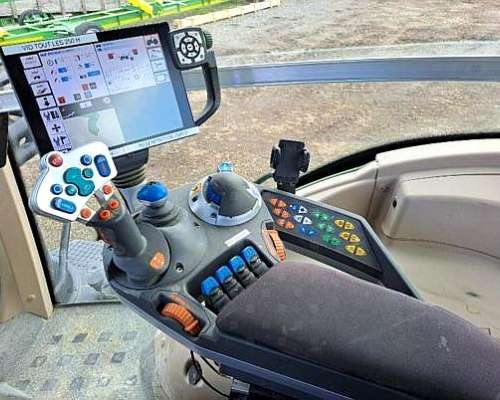 Fendt 860 Vario con Tres Puntos Delantero