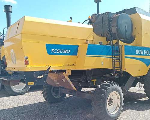 Cosechadora New Holland TC5090