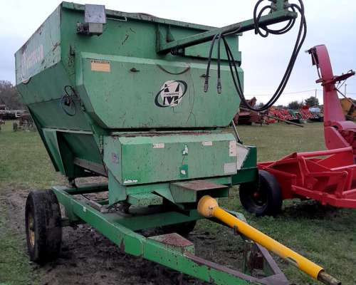 Mixer Montecor 5,5 M3 con Balanza