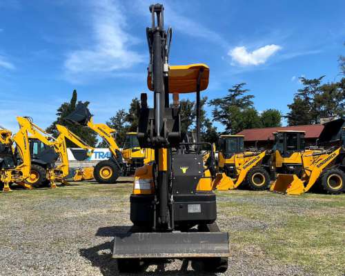 Miniexcavadora Taurus XN16 - Giro 360°