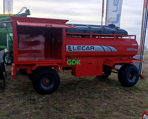 Acoplado Tanque con Taller Trasero 3000 Lts. Lecar
