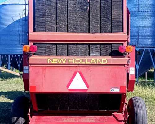 Arrolladora New Holland 664