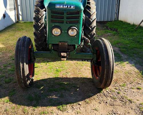 Tractor Deutz a 46 Tres Puntos y Dirección Hidráulica