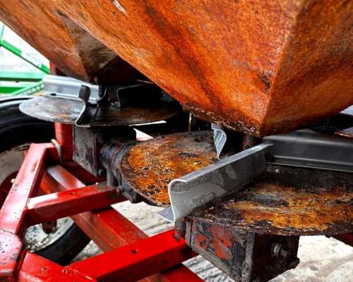 Fertilizadora Yomel de 1000 Lts Bidisco