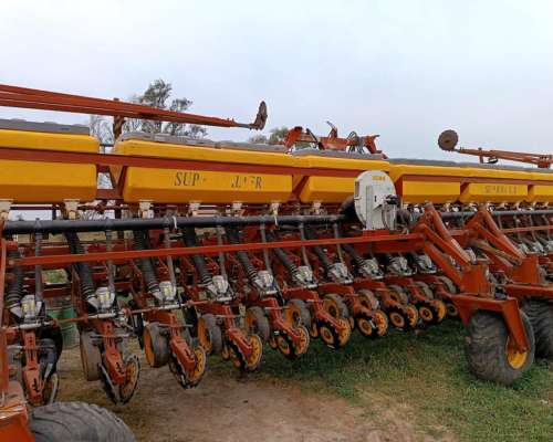 Sembradora Super Walter W630 2052