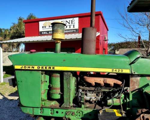Tractor John Deere 2420