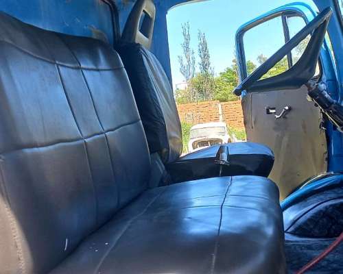 1114 Mercedes Benz Regador