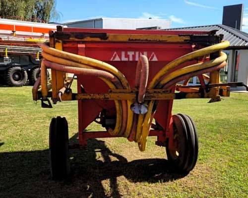 Fertlizadora HP 1500 Altina (usada)