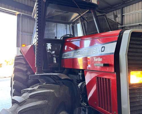 Massey Ferguson 650 ( 150 HP) Impecable