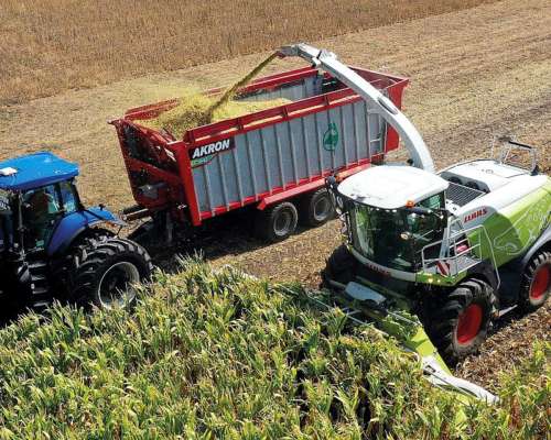 Cajas Compactadoras de Forrajes Akron