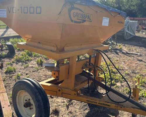 Fertilizadora Grosspal 1000 Kg