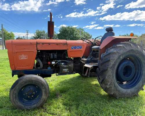 Tractor Fiat 800 Motor Perkins