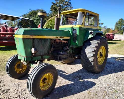 Tractor John Deere 4530