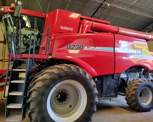 Cosechadora Case 8230 a
