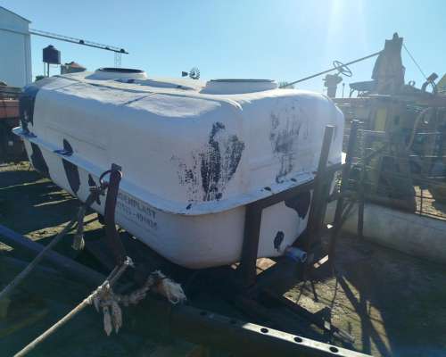 Tanque con Chasis 6000 Litros.