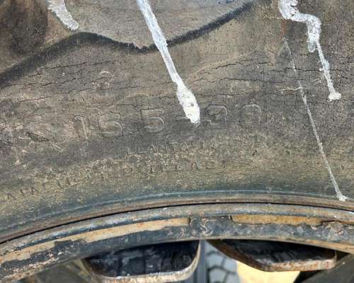 Cubiertas con Llantas 15,5 - 38 para Tractor Fiat.