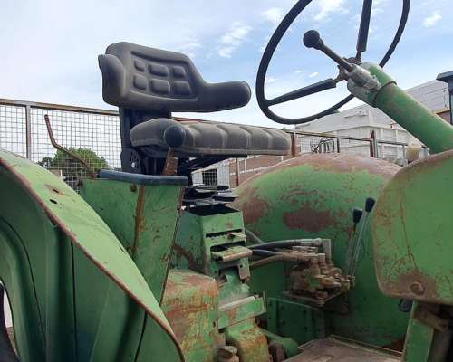 35 - Tractor John Deere 3420, 90hp con 3 Puntos. Usado