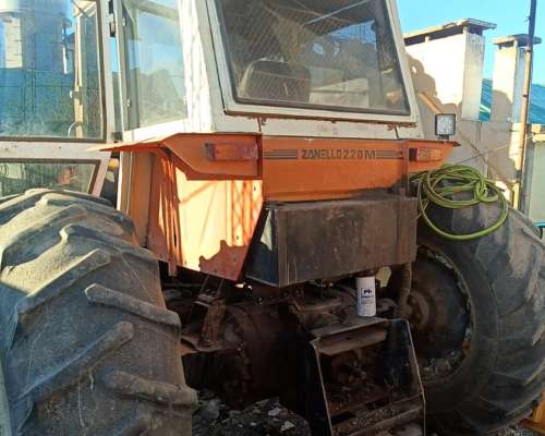 Tractor Zanello 220 M - Excelente Estado y Mecánica.-