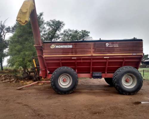 Tolva Autodescargable Montecor, año 2008, 22 TN, Lona Nueva,