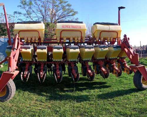 Sembradora Super Walter Mod 628 9 Líneas a 0,52 o 17 a 0,26