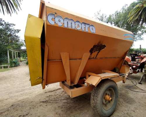 Mixer Horizontal Comofra - 6 M3 - Balanza Magris - EXC EST