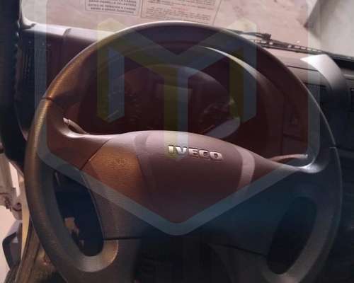 Iveco Tector 90.190 Modelo 2021 con Caja y Equipo