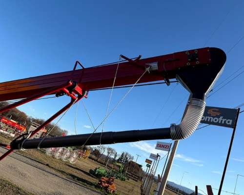 Noria Cargadora de Semilla y Fertilizante de 9mts con Motor