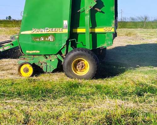 Rotoenfardadora John Deere 567