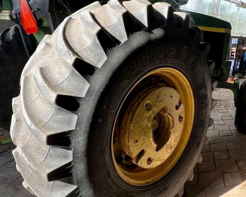 Tractor John Deere 4930 - 160 HP