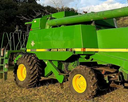 Cosechadora John Deere 9600 DT - 30 Pies - Excelente