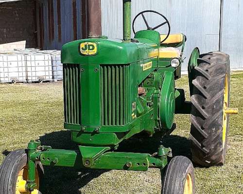 John Deere 730. Original