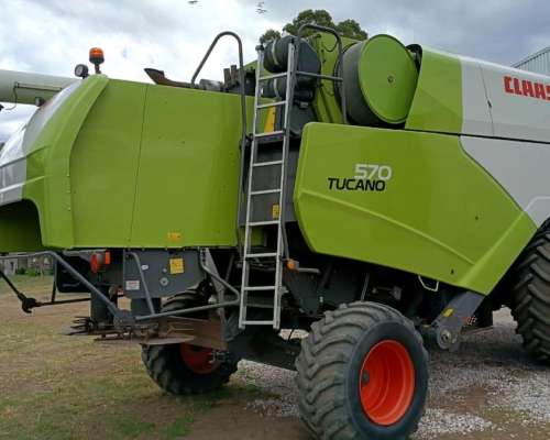 Claas Tucano Modelo 570 año 2012 -plataforma 35 Pies -8000 H