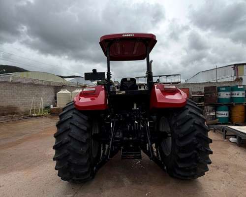 Tractor Farmall 130 a