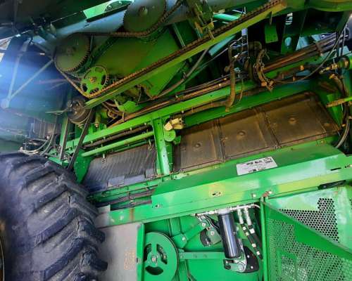Cosechadora John Deere S660 35 Pies año 2017.