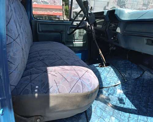 Ford 7000 con Volcador año 1985