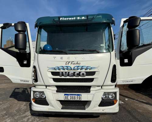 Iveco 170e28t con Caja Sider Engomada