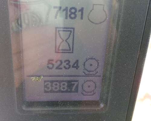 Case 7088 DD. año 2011. Plat 35. M 7181hs. R 5284hs. Piloto
