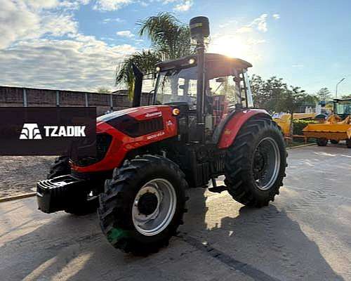 Tractor Hanomag Stark 1800/4 de 180hp - Nuevo