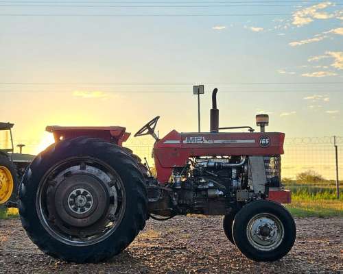 Tractor Massey Ferguson 165