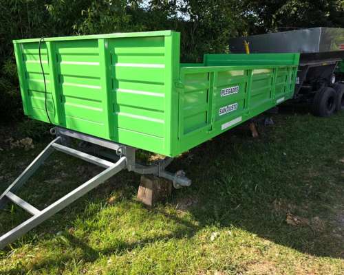 Acoplado Playo Plegados San Justo de 2 X 4 Mts y 4 Toneladas