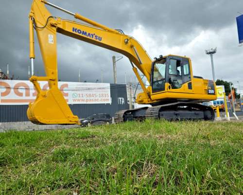 Excavadora Komatsu PC 200-8