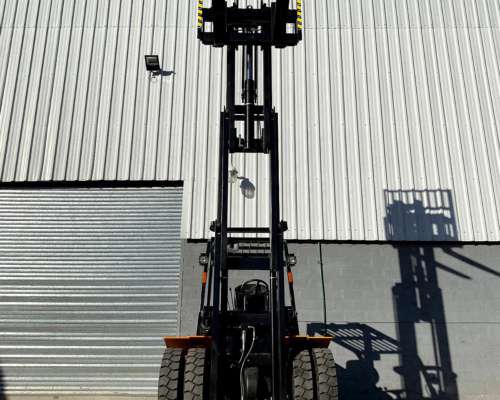 Alquiler Autoelevador 5 Toneladas 5000kg Triple Torre 4.5m