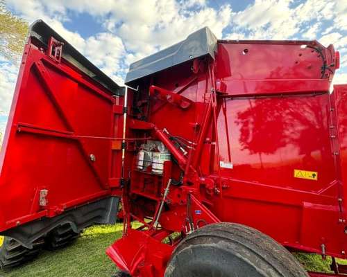 Rotoenfardadora Mainero 5888. Impecable. 2500 Rollos