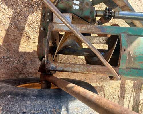Extractora de Granos Agromec 9 Pies Reparada Arrolla Bolsa